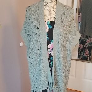 ⭐NEW⭐Knit shawl/vest